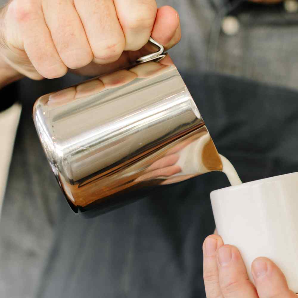 EDDY PITCHER - 12oz Acero Pulido